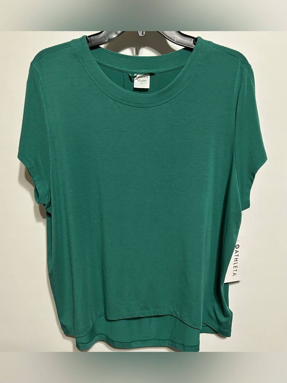 Athleta Green Short Sleeve Crewneck Tee